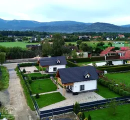 Dwa domki całoroczne  na działce 1172m2 - gotowiec! - Mysłakowice
