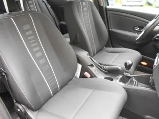Renault Megane 1.6 benz salon PL 2013 r