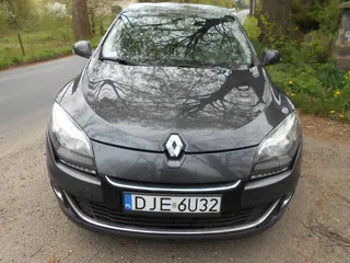 Renault Megane 1.6 benz salon PL 2013 r