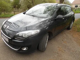 Renault Megane 1.6 benz salon PL 2013 r