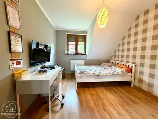 Dwupoziomowe M4 - balkon z widokiem na tereny zielone - ogród - wiata na samochód - Staniszów, Słoneczna Dolina