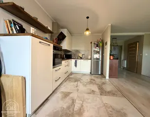 Dwupoziomowe M4 - balkon z widokiem na tereny zielone - ogród - wiata na samochód - Staniszów, Słoneczna Dolina