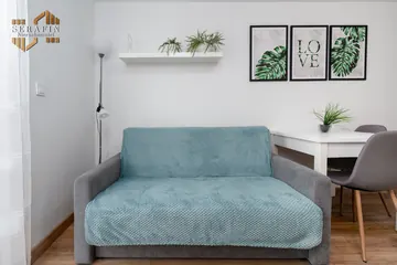 Kawalerka w Cieplicach z ogródkiem - tanio