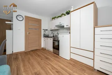 Kawalerka w Cieplicach z ogródkiem - tanio
