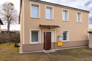 Kawalerka w Cieplicach z ogródkiem - tanio