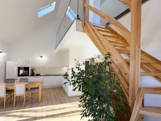 Piękny apartament 3-pokojowy, antresola, miejsce parkingowe w Cieplicach 79,29 m2