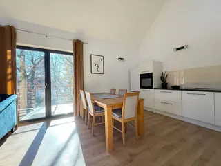 Piękny apartament 3-pokojowy, antresola, miejsce parkingowe w Cieplicach 79,29 m2