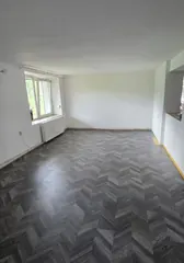 Połowa domu, parter z osobnym wejściem