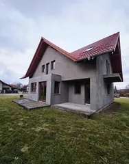 Dom w stanie surowym zamkniętym w Mysłakowicach