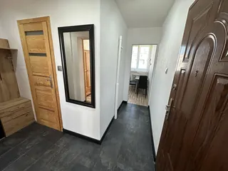 Piękne 2 pokoje po kapitalnym remoncie z kompletnym wyposażeniem