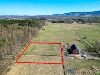Działka 3001 m² w Giebułtowie z pozwoleniem
