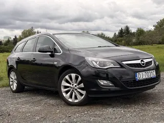 Opel Astra J Sports Tourer 1.4 Turbo