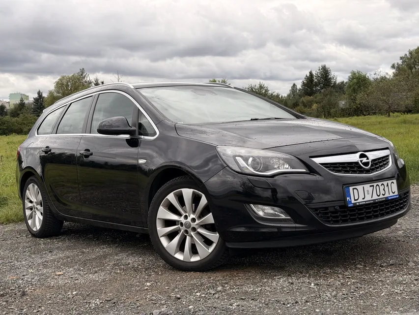 Opel Astra J Sports Tourer 1.4 Turbo