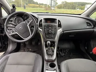 Opel Astra J Sports Tourer 1.4 Turbo