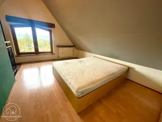 Klimatycznie dwupoziomowe mieszkanie w okolicach Wzgórza Kościuszki