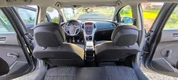 Sprzedam Opel Astra J 2010 r.