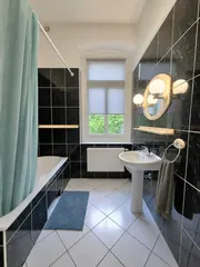 6 pokoi z balkonem w okolicach Sądu Rejonowego