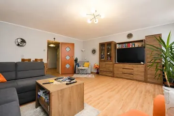 Tylko u Nas! Mieszkanie dwupokojowe z możliwością wydzielenia trzeciego pokoju- Centrum Jeleniej Góry!