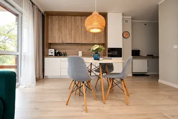 Apartament inwestycyjny w Świeradowie-Zdroju – wysoki standard, balkon i garaż podziemny.