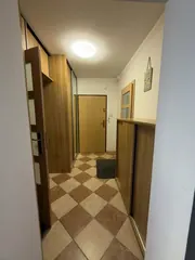 Centrum. 3 pokoje, parter,m.parkingowe.
