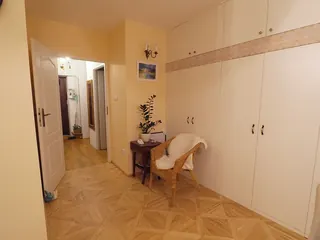 Dwupokojowe mieszkanie w bardzo atrakcyjnej lokalizacji - Urocza.