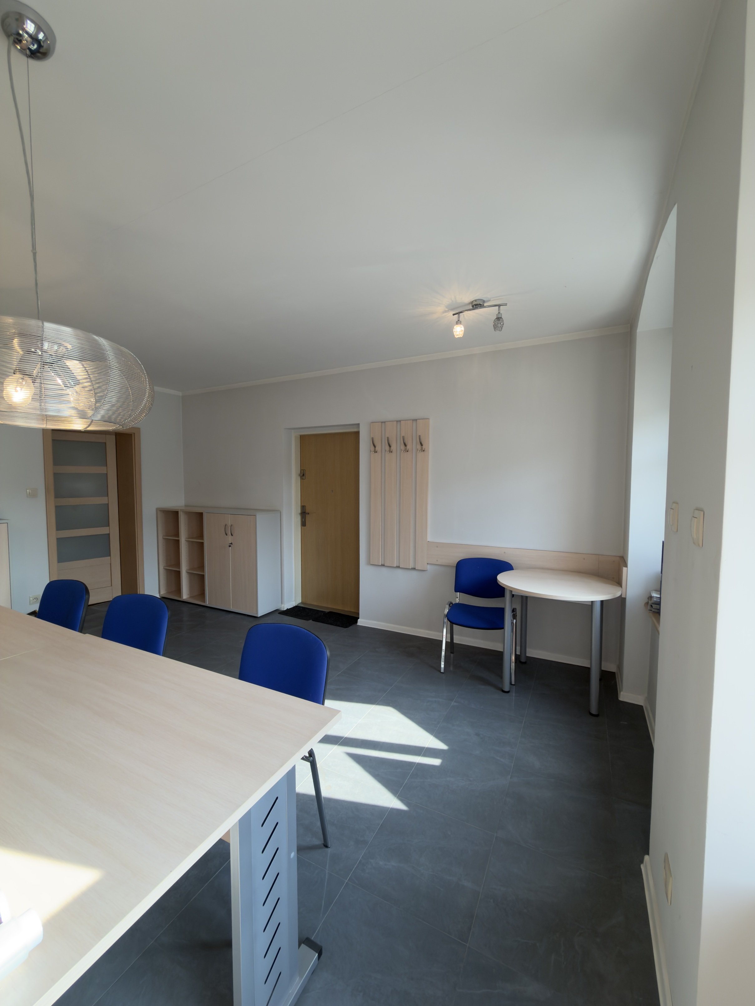 Sudecka, parter w zadbanej kamienicy, 73,80m2-3 pokoje-po kap.remoncie
