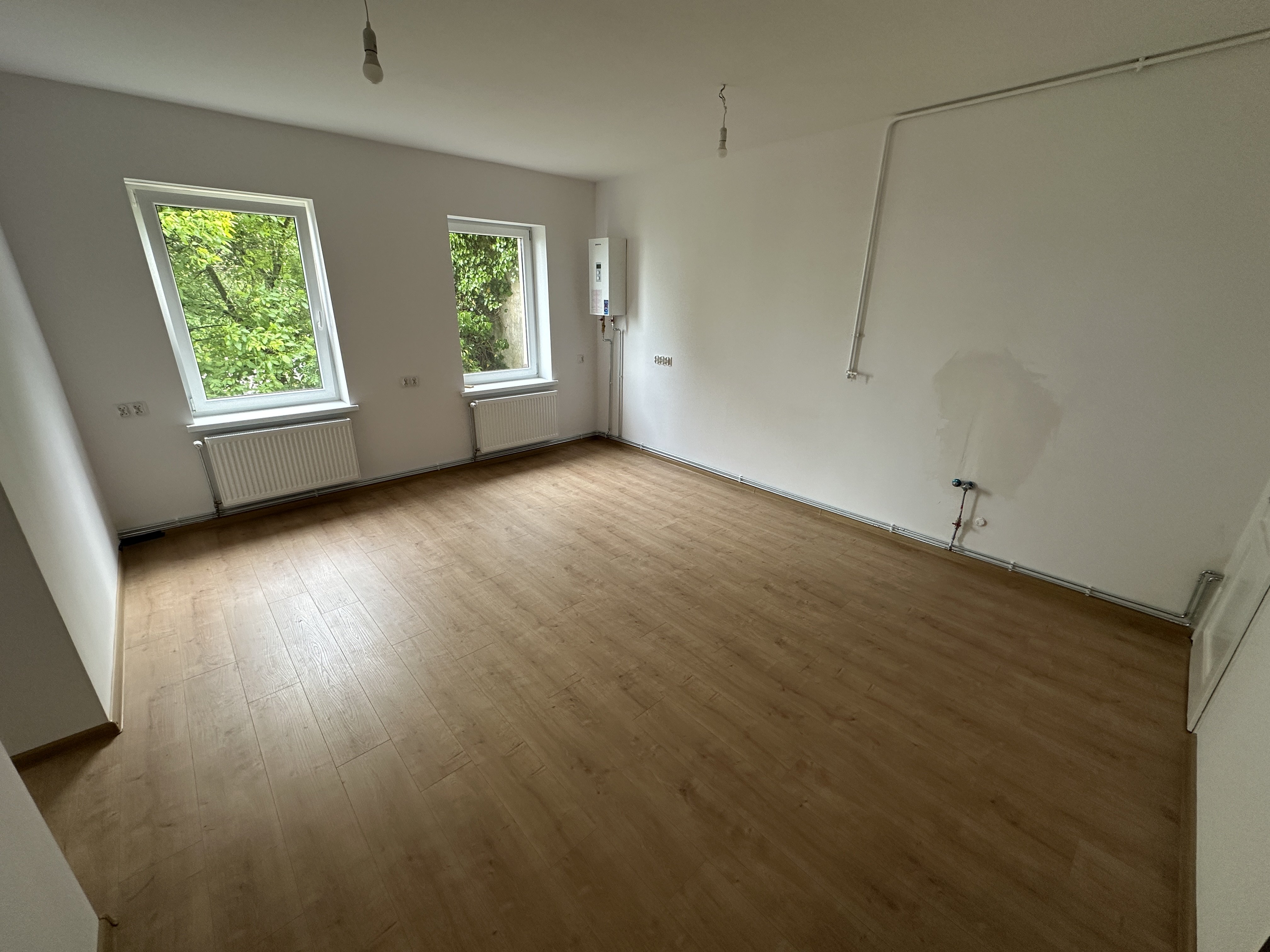 Wincentego Pola I piętro w kamienicy, pow. 46m2, 2 pokoje- po kap. remoncie