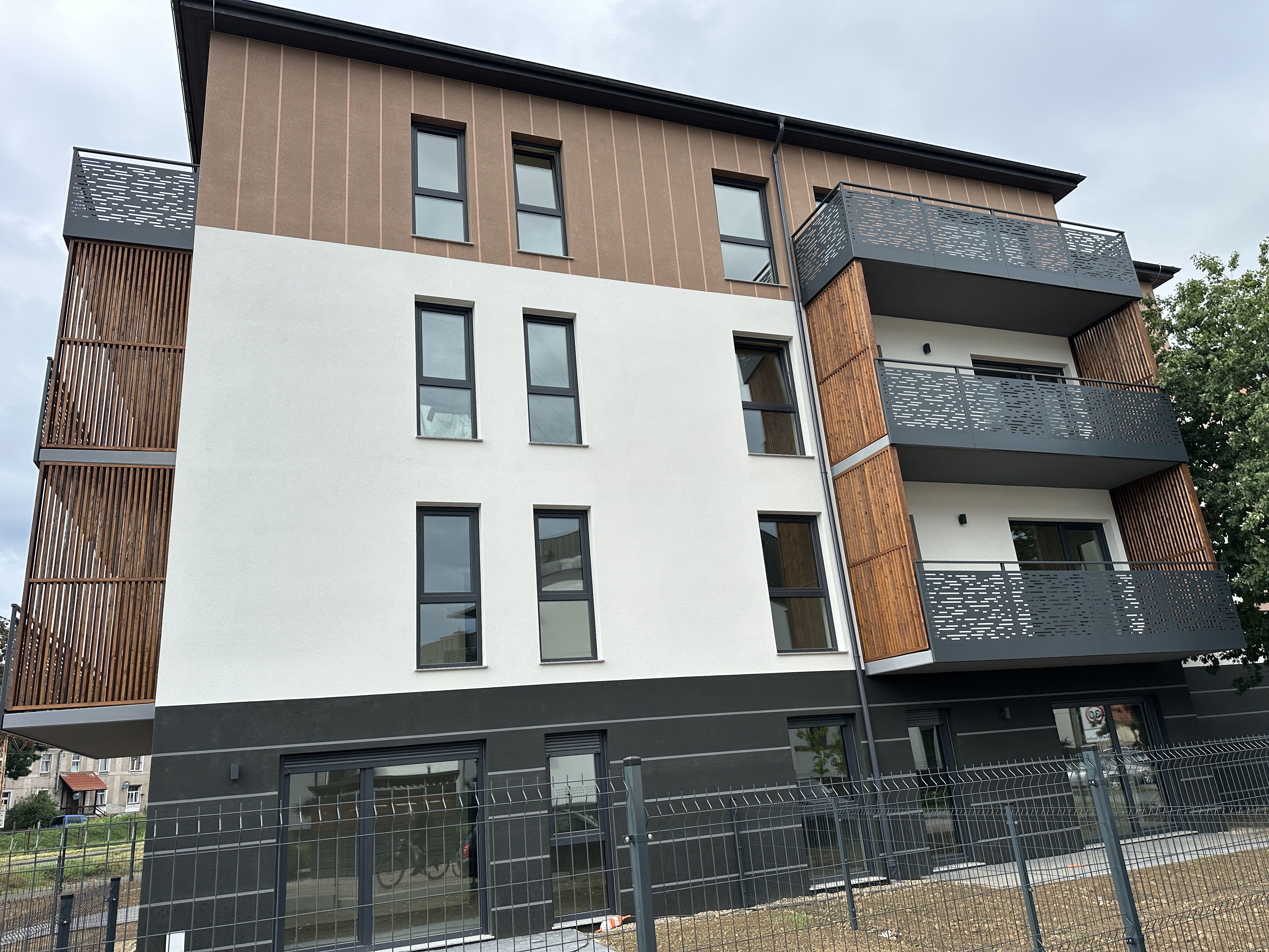 ul. Spółdzielcza, 2 ostatnie mieszkania developerskie po 50m2 każde- 3 pokoje z dużymi balkonami, budynek z windą