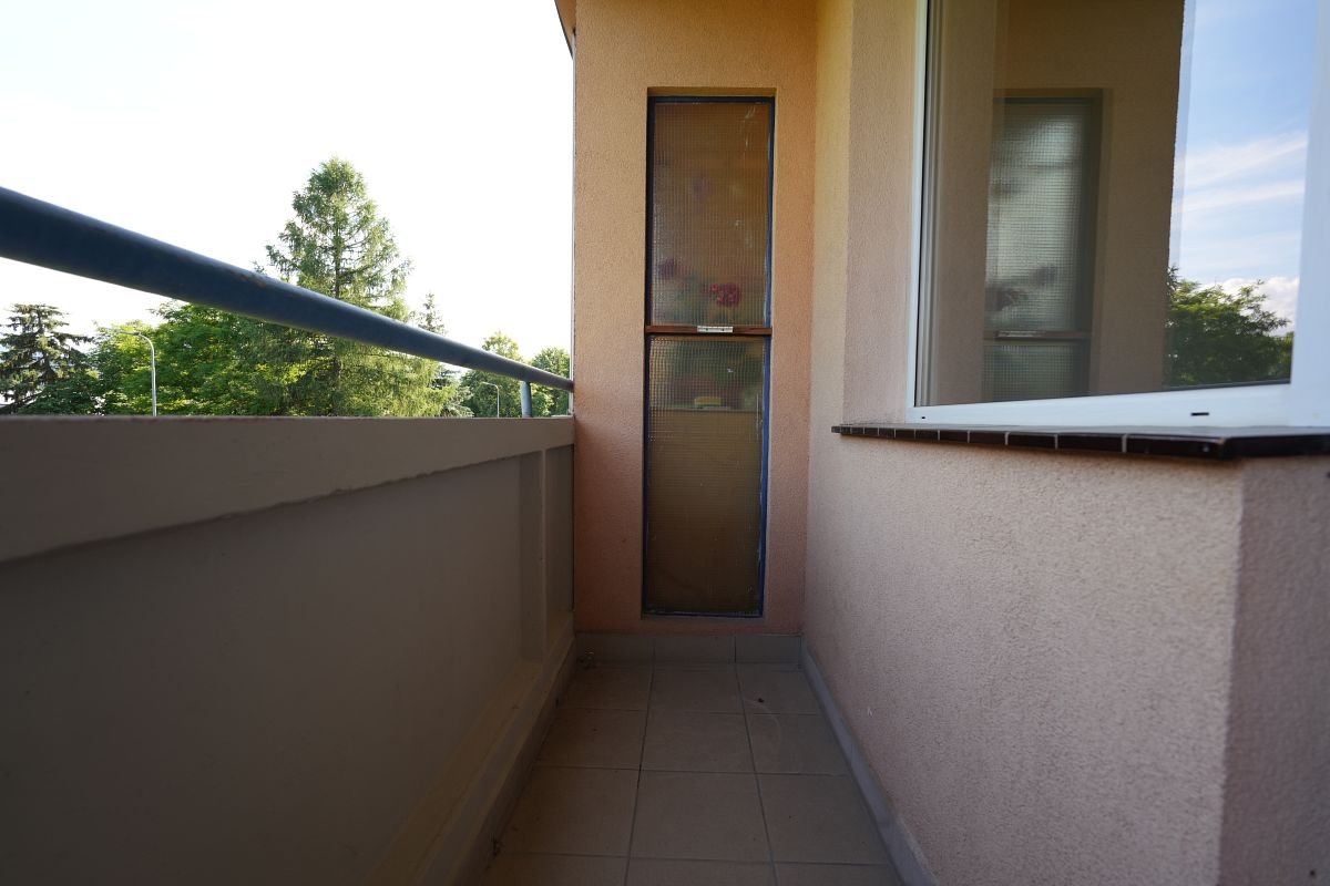 Mieszkanie dwupokojowe po remoncie-balkon- Osiedle Orle-Cieplice!