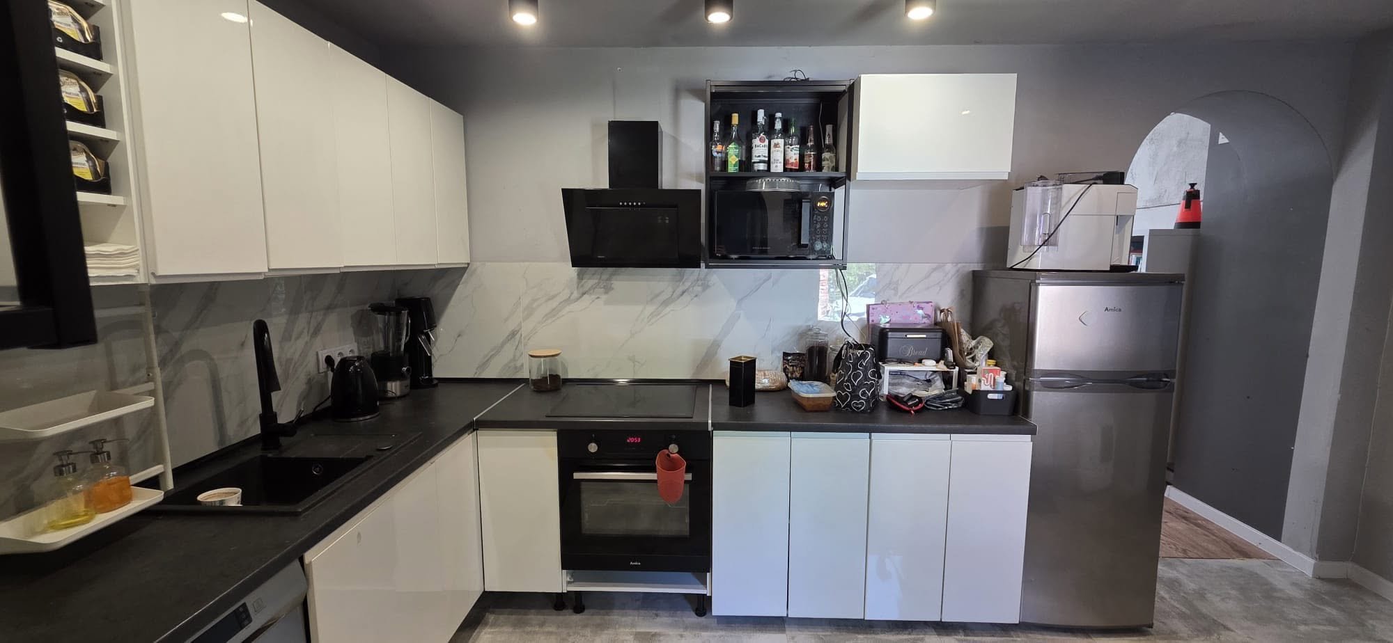 M2 o powierzchni 47 m², położone w spokojnej i zielonej części Cieplic.
