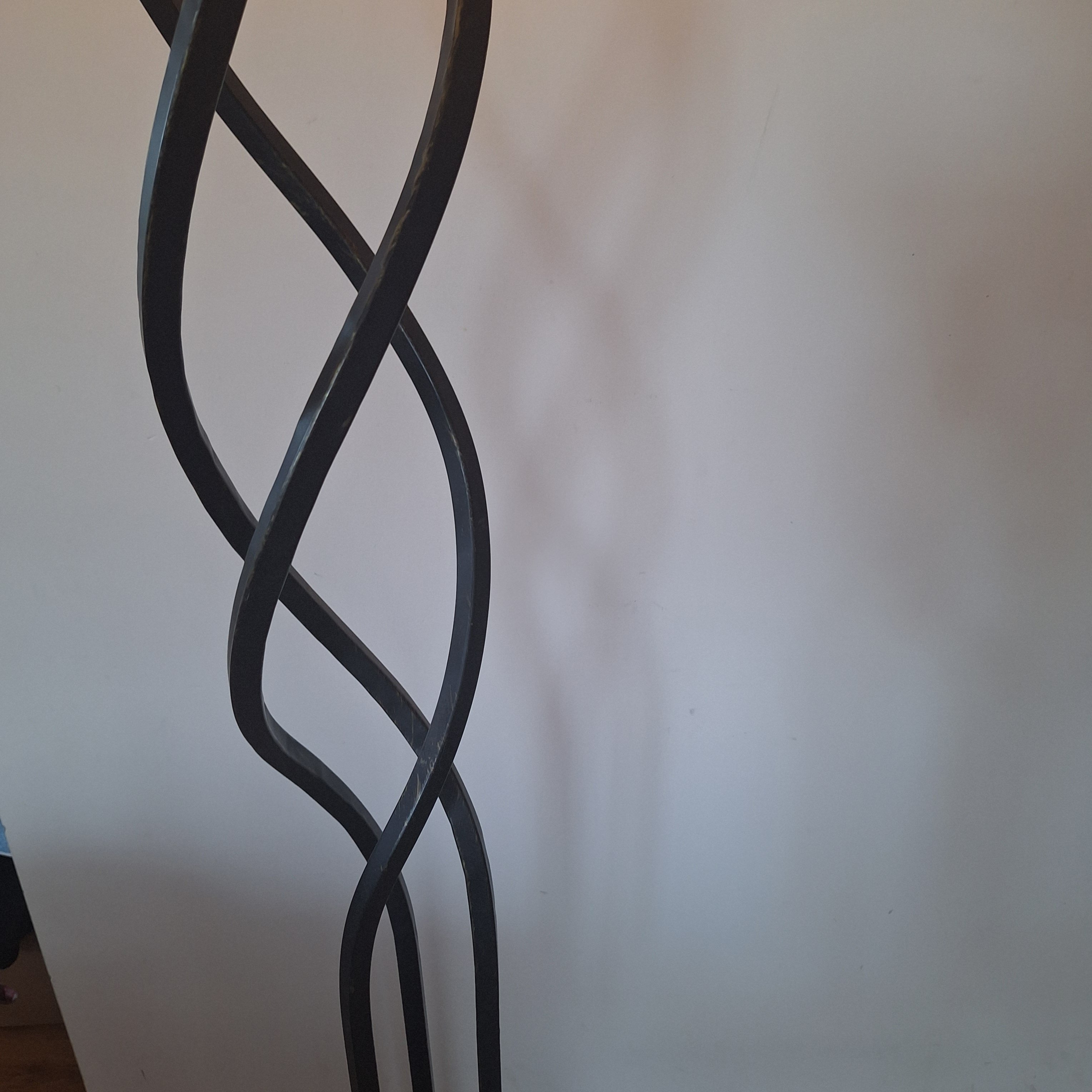 Lampa podłogowa wysoka 250 zł.