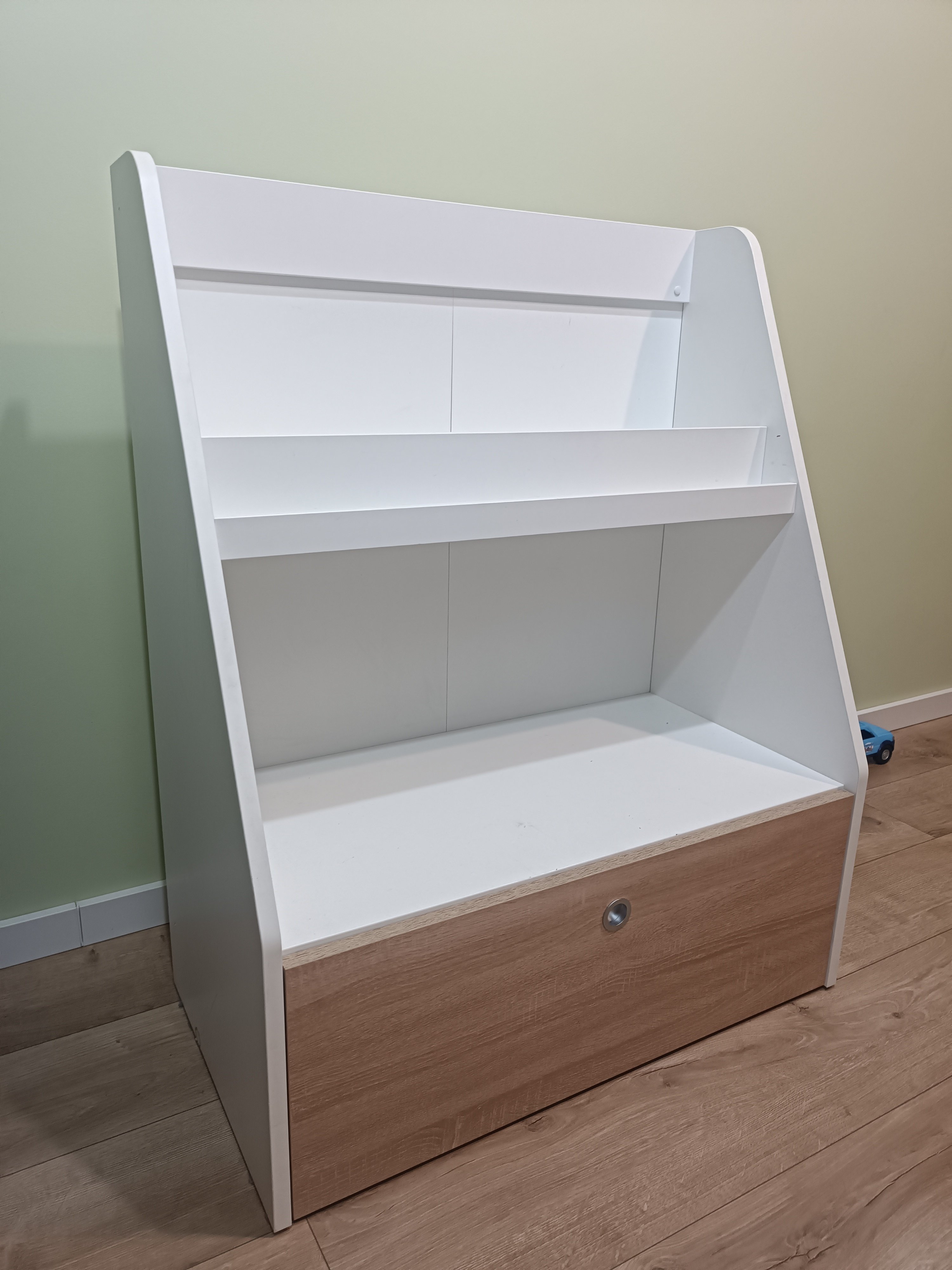 Szafka na książki z szufladą ikea bergig