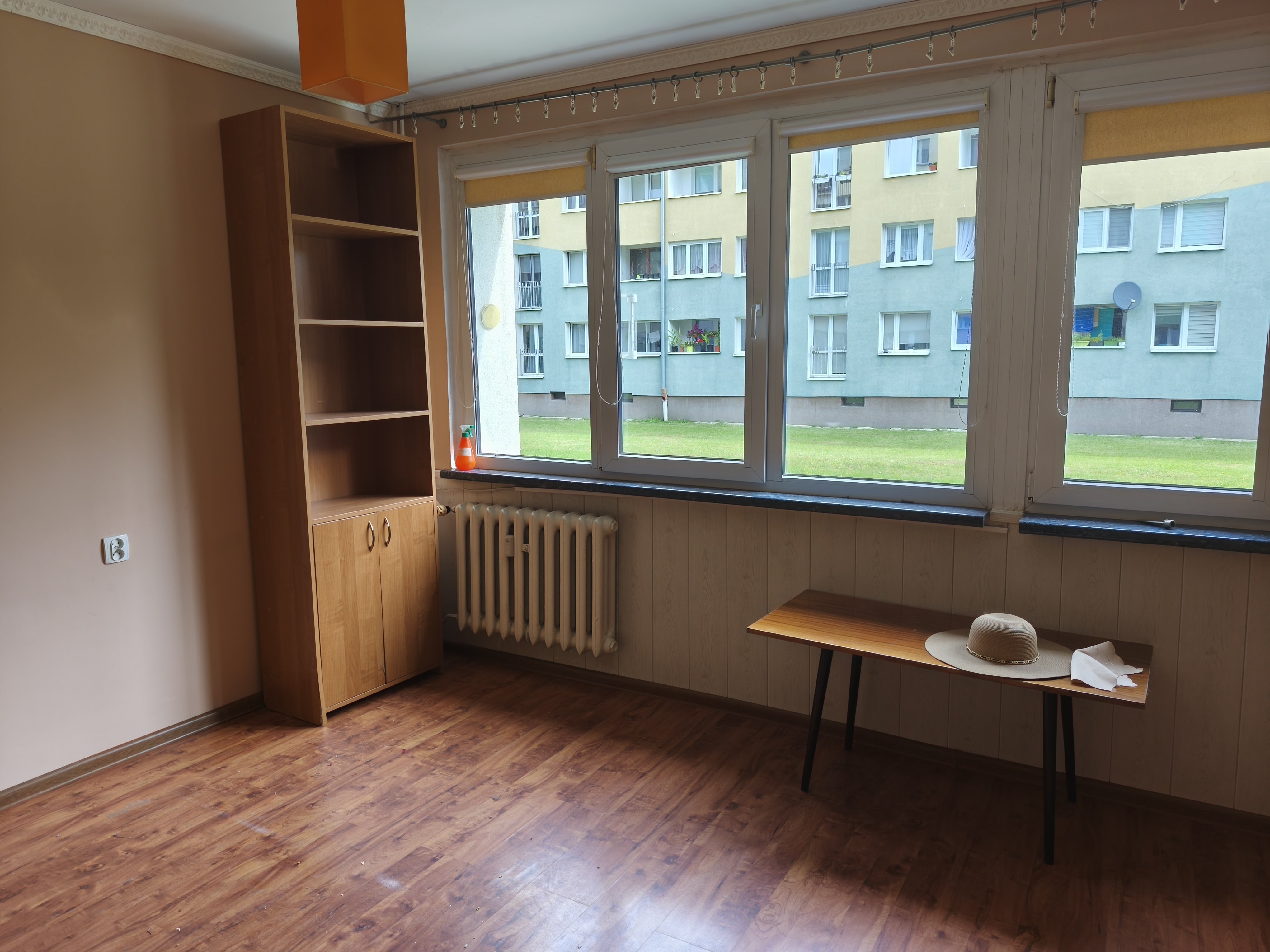 Mieszkanie na parterze w bloku przy ul. Karłowicza