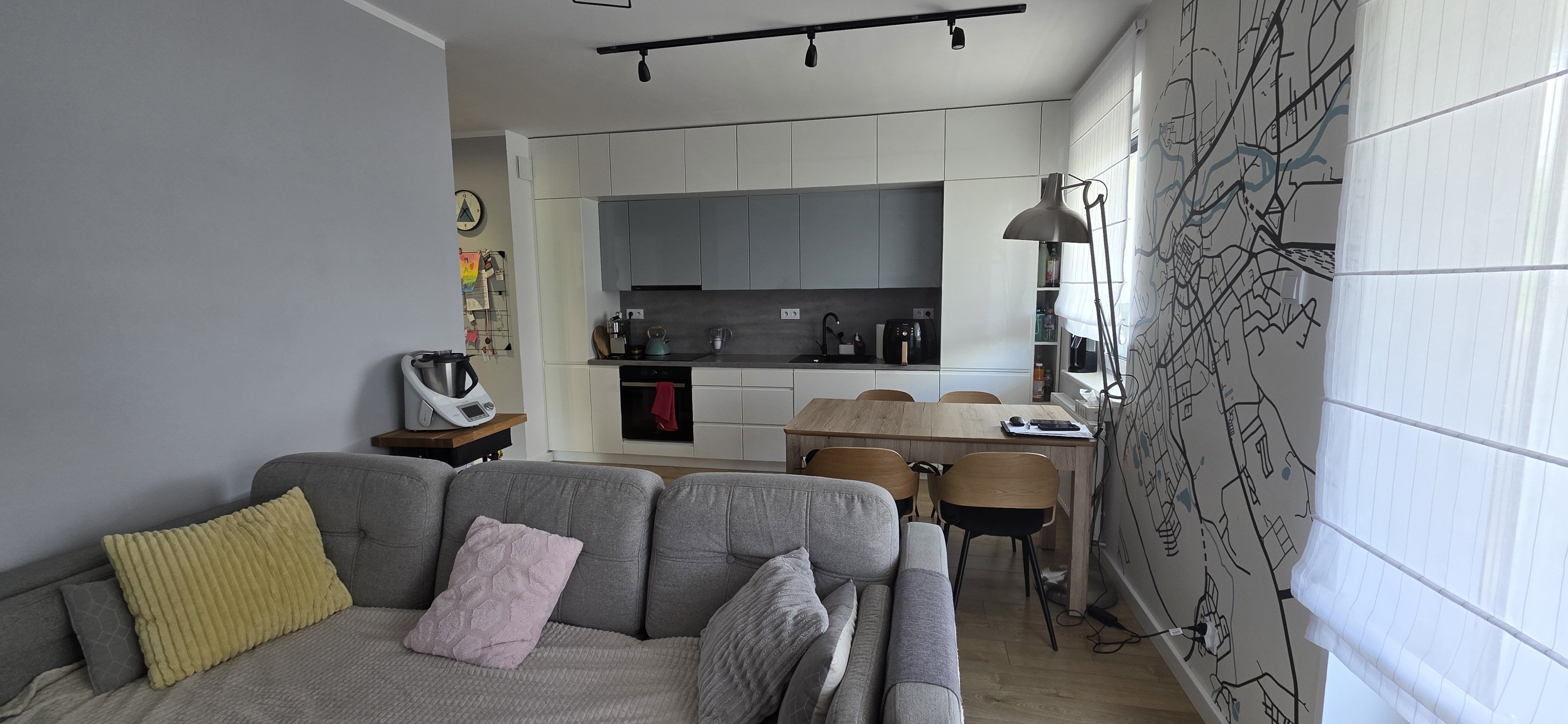 Komfortowy 3-pokojowy apartament 57,22m2 z widokiem na Karkonosze i miejscem parkingowym w garażu podziemnym