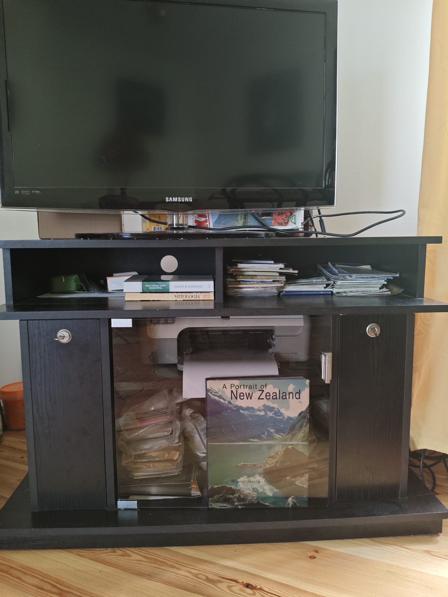 szafka pod telewizor