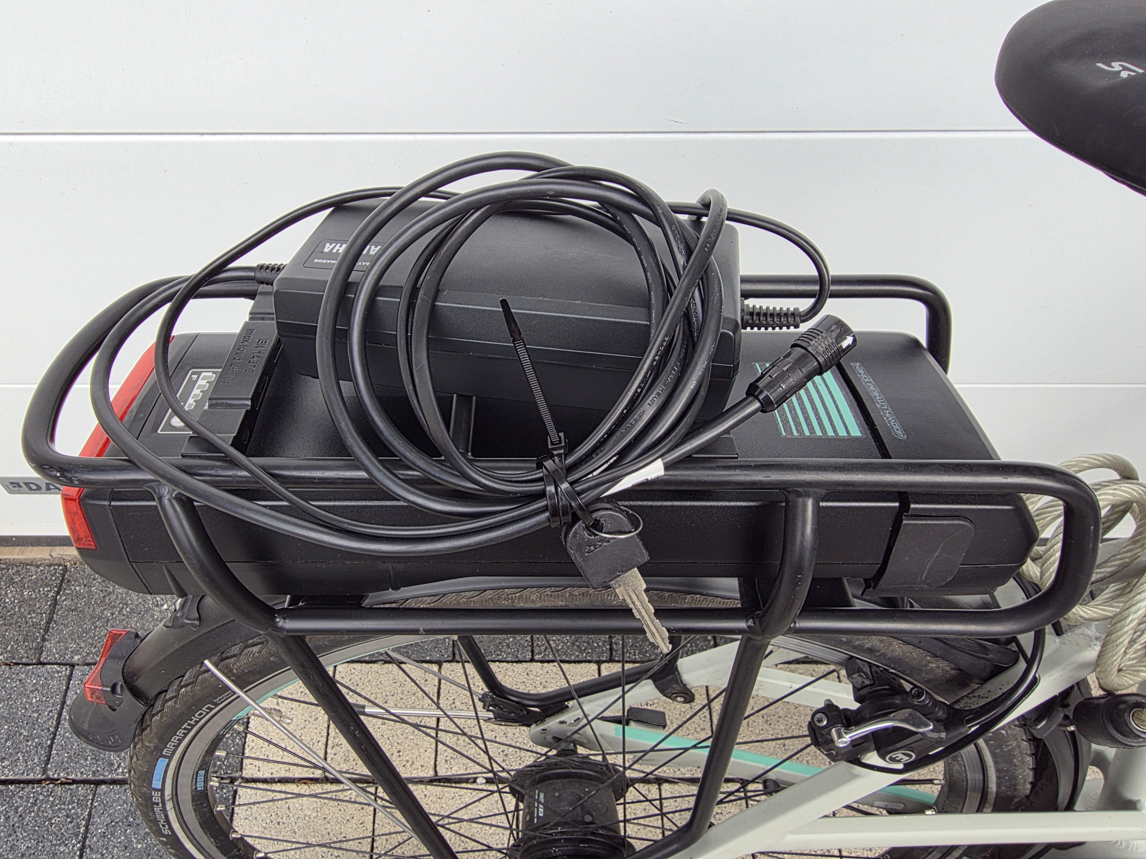 Rower elektryczny WINORA Y380.F-400Wh,8 biegów NEXUS,ledy,MAGURA-MEGA