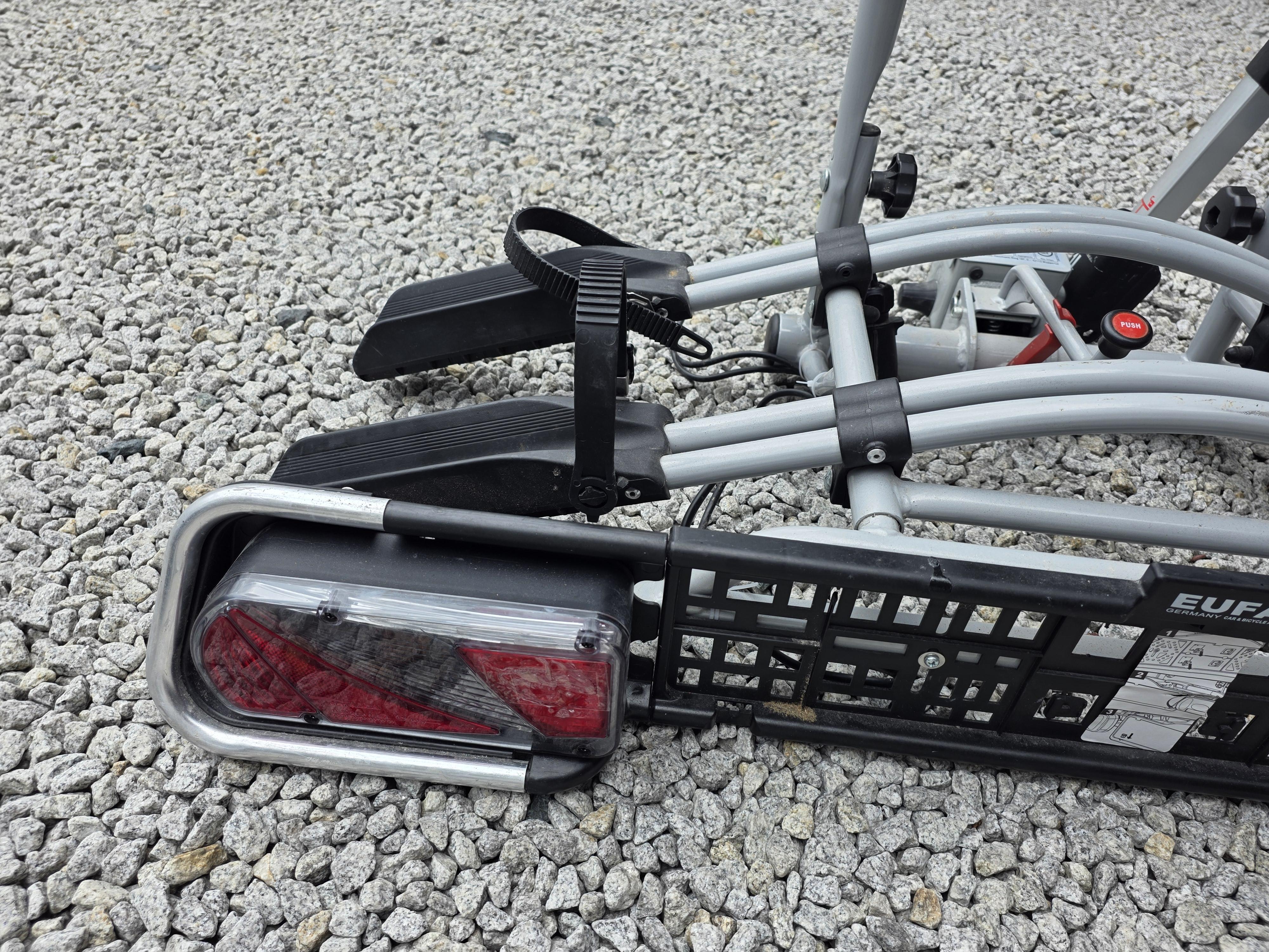 Bagażnik rowerowy ( uchylny ) na 2 rowery na hak-kompletny