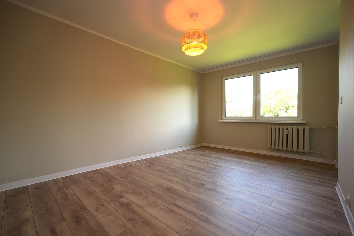 Mieszkanie dwupokojowe po remoncie-balkon- Osiedle Orle-Cieplice!