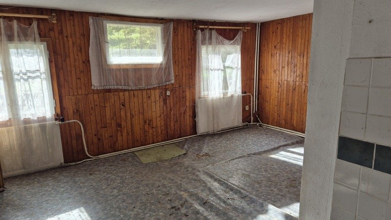 Janowice Wlk. Działka bud.  pow 3055m2 z małym drewnanym domem do remontu