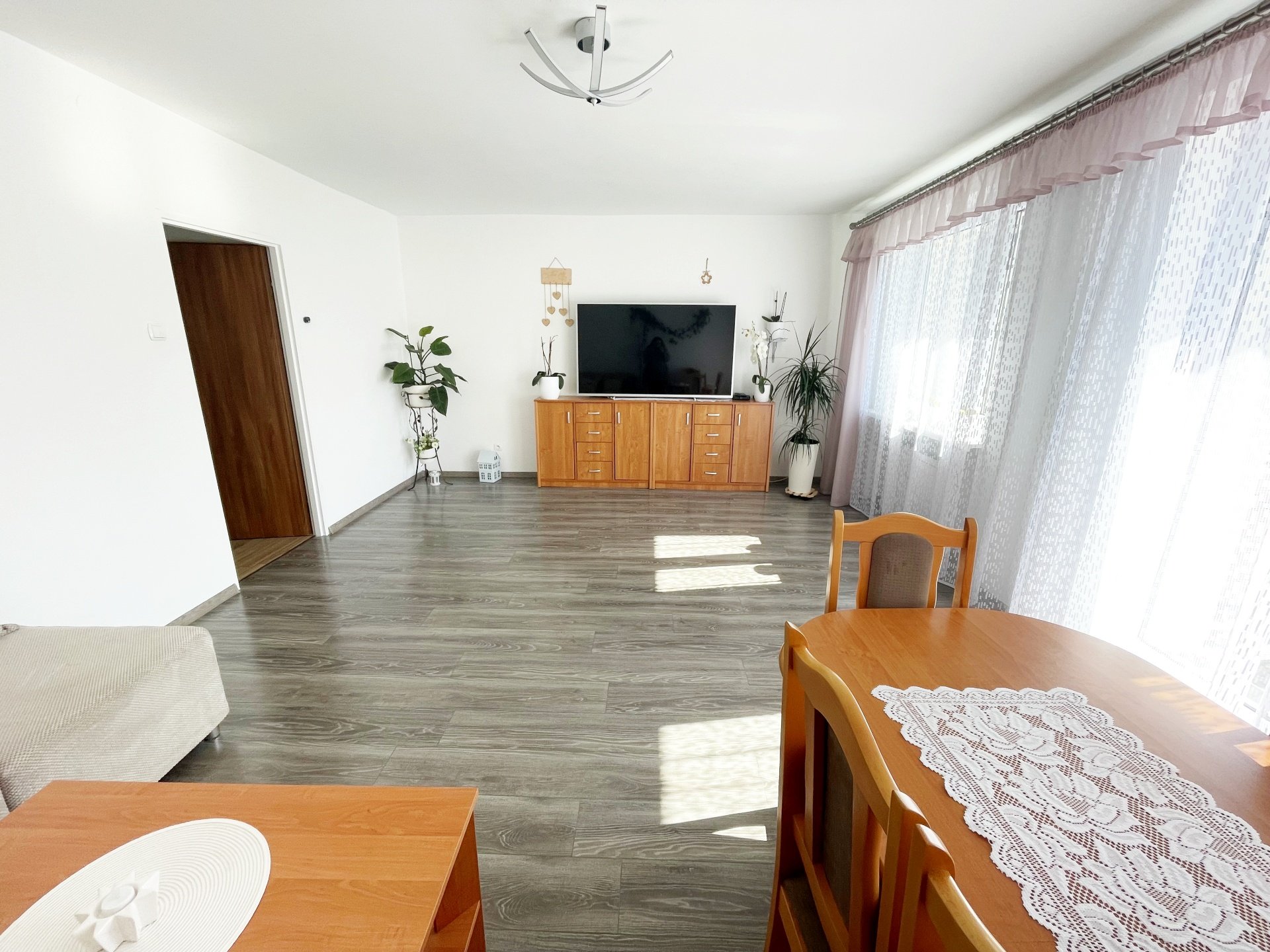 Komfortowe M5 z dwiema łazienkami - os. Orle
