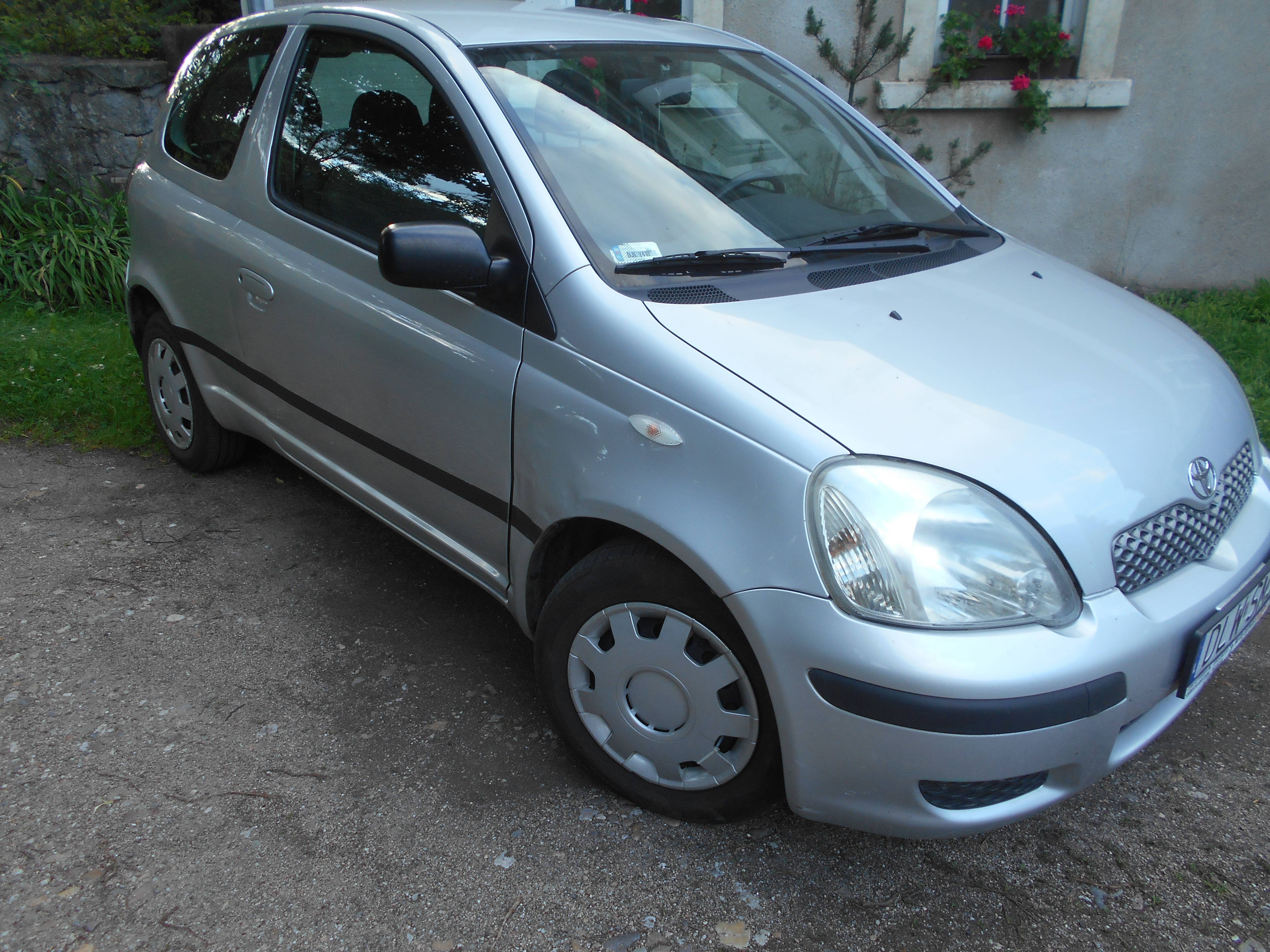 Toyota Yaris 1,3 benz z klimatyzacją 166 tyś km przebieg