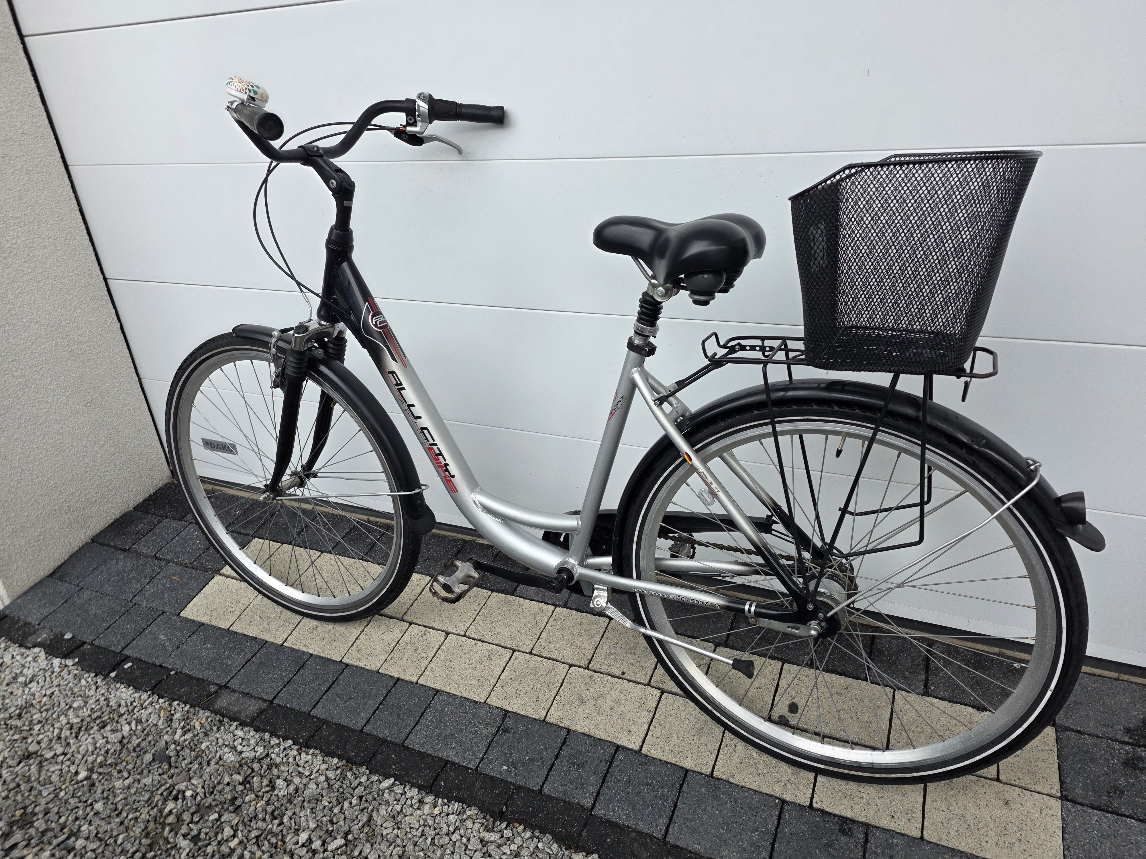 Rower miejski ALU-CITY BIKE-7 biegów SRAM S7,koła 28",rama alu,koszyczek- OKAZJA