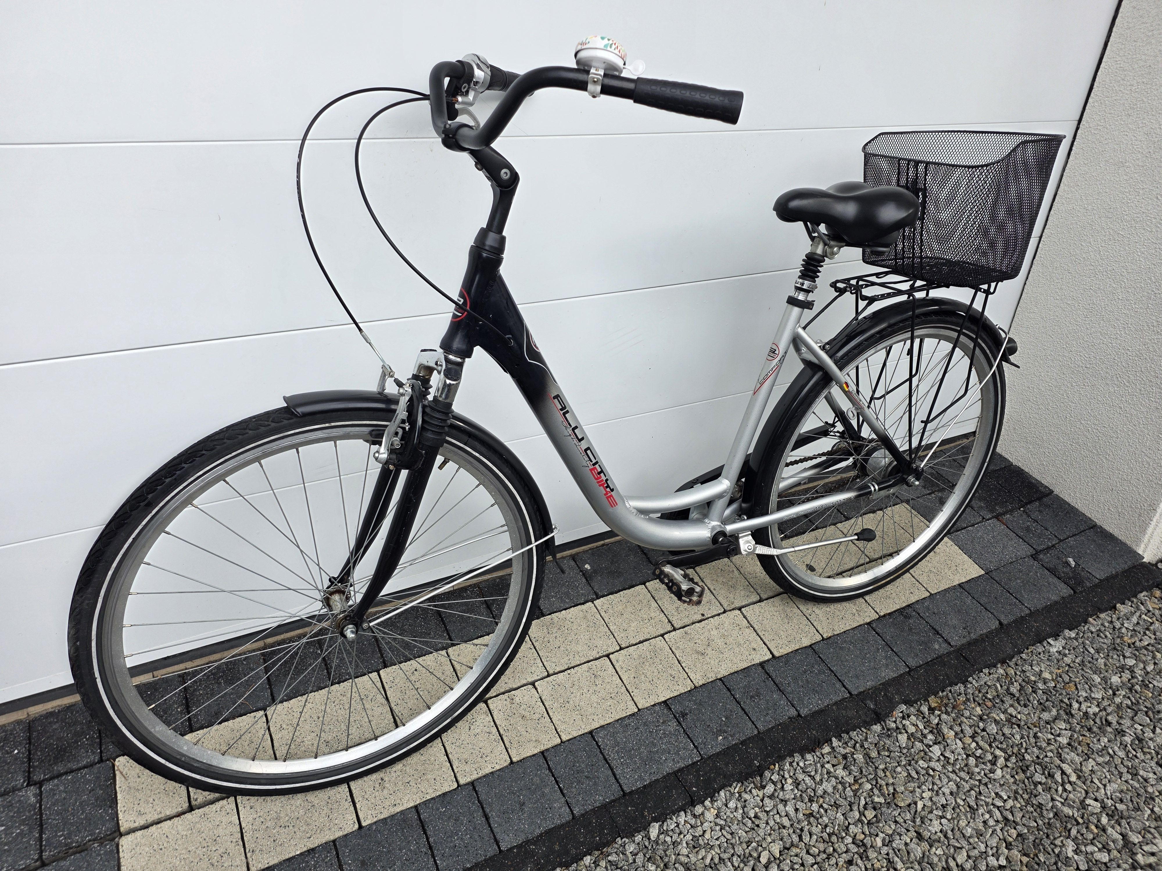 Rower miejski ALU-CITY BIKE-7 biegów SRAM S7,koła 28",rama alu,koszyczek- OKAZJA