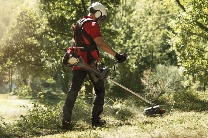 Koszenie kosą spalinową - faktury VAT