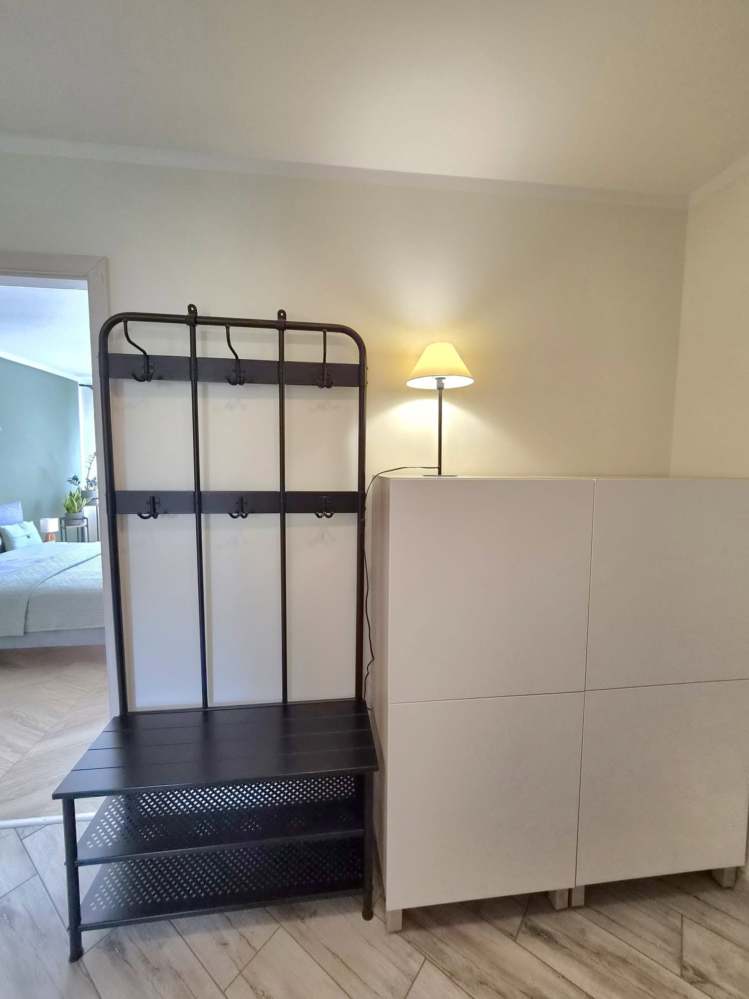 Apartament po generalnym remoncie w Kowarach z widokiem na góry w spokojnej okolicy