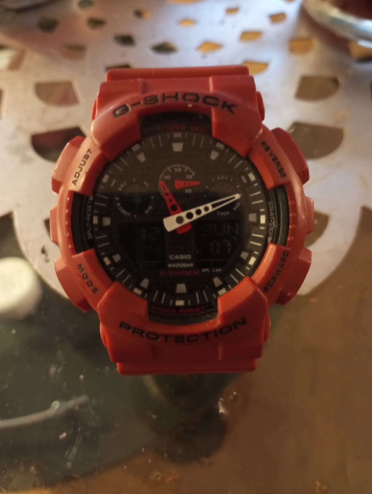 zegarek G-shock PROTECTION GA-100B-stan b.dobry--cena-230zł