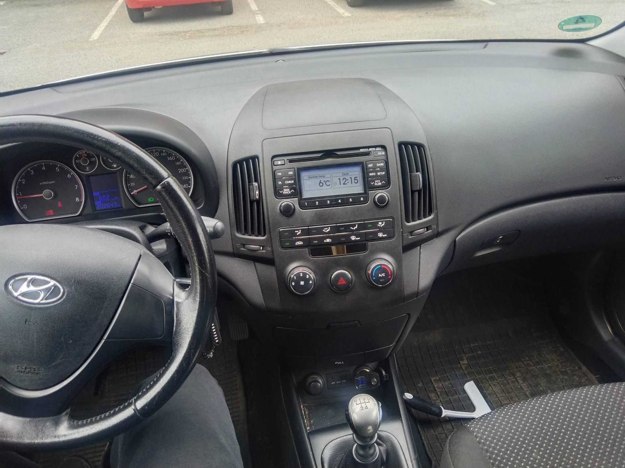 Sprzedam Hyundai i30 2009r w pełni sprawny z ważnymi opłatami za 5900zł!