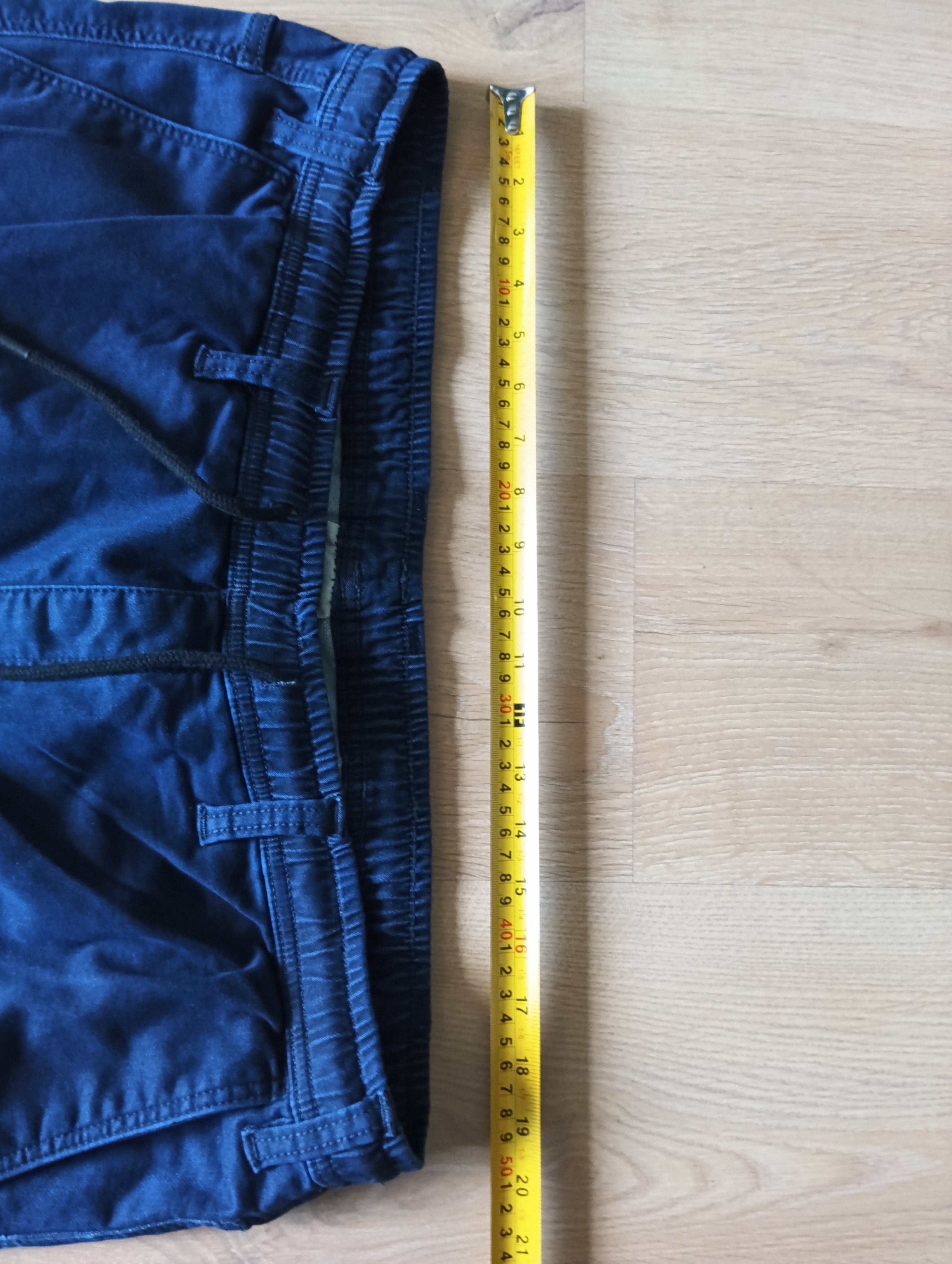 Nowe Spodnie jeans joggery