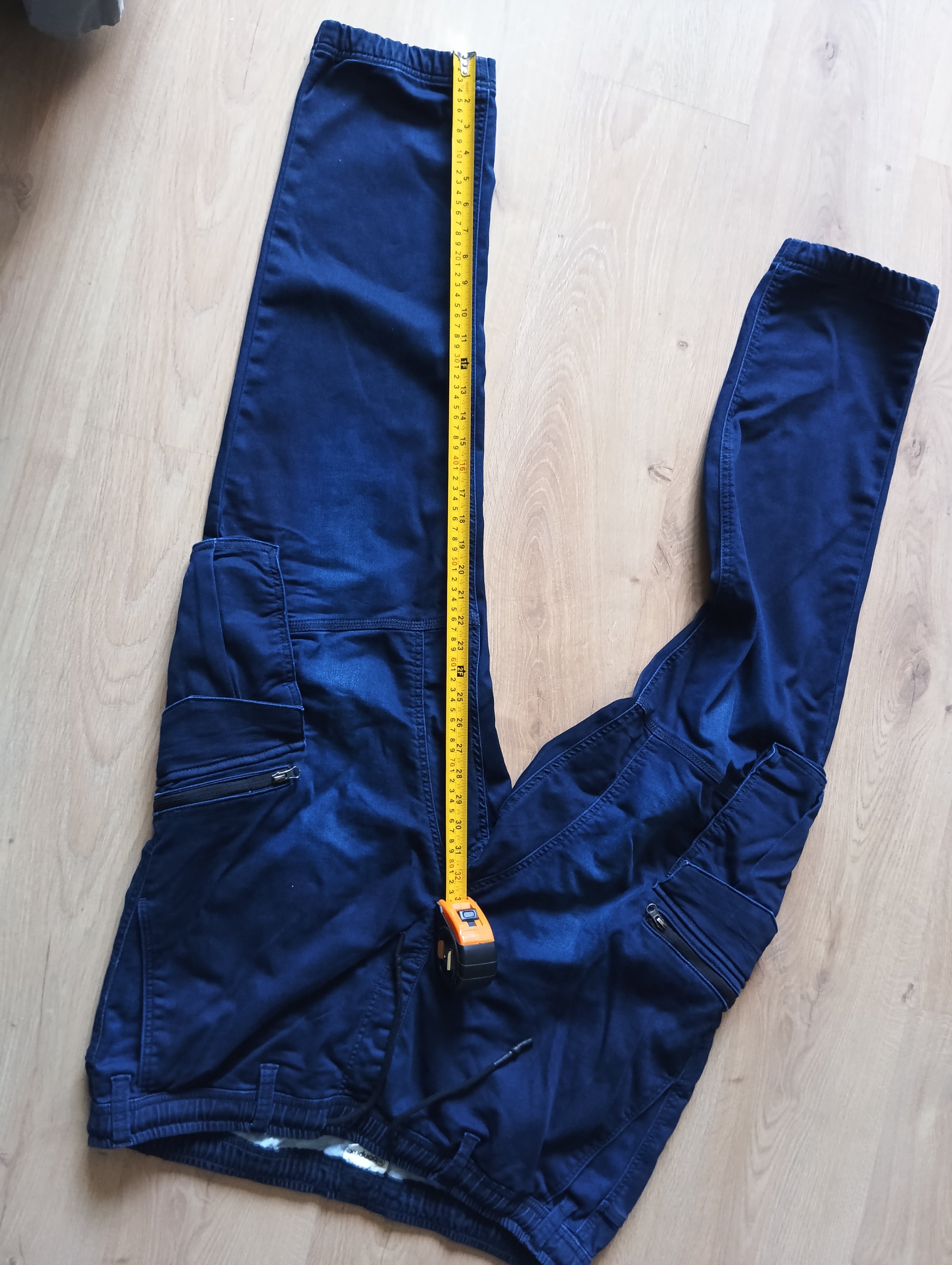 Nowe Spodnie jeans joggery