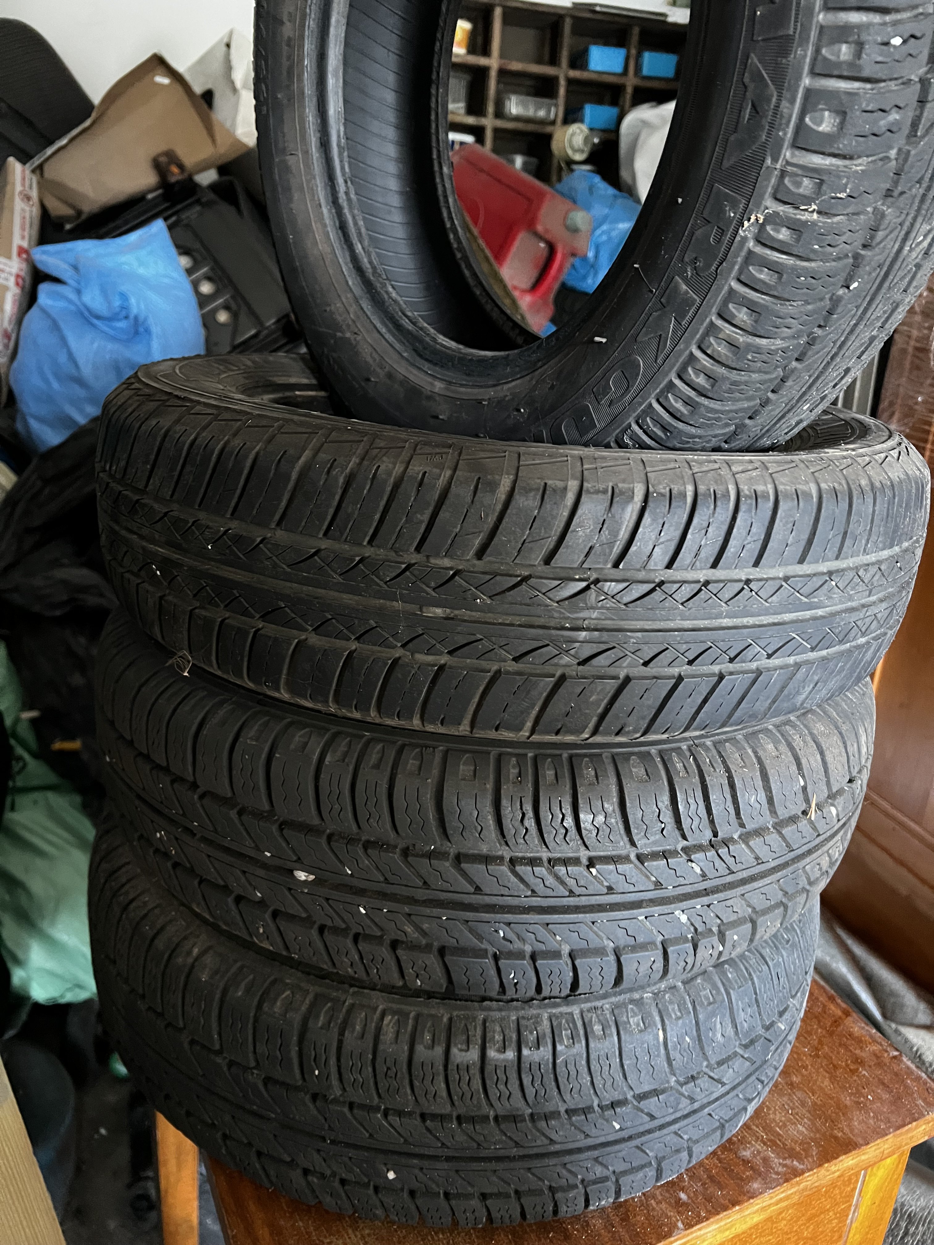 Opony r13